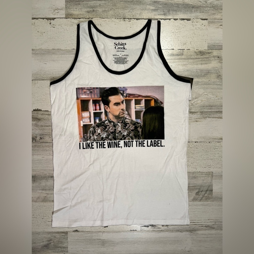 PRIDE TANK [Schitts Creek] NWT David I like wine not the label tank- Sizes S